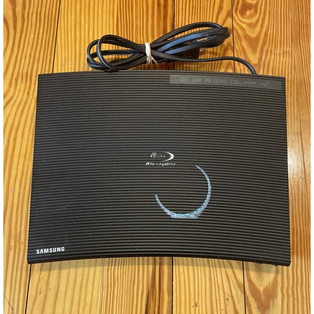 Samsung BD-JM57 Blu Ray DVD Player Curve WiFi Netflix Streaming - NO REMOTE!